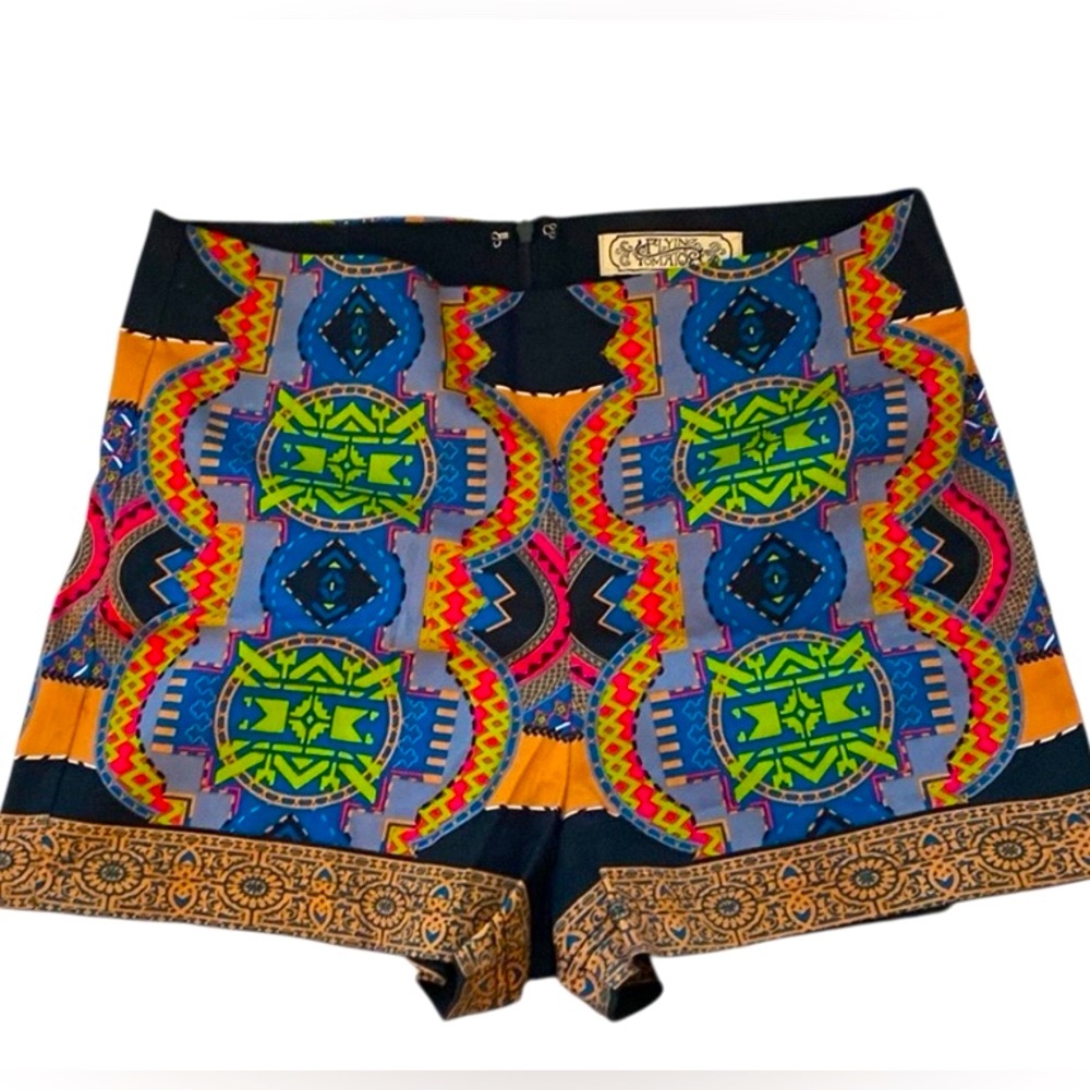 2/$15*Flying Tomato Cotton shorts M